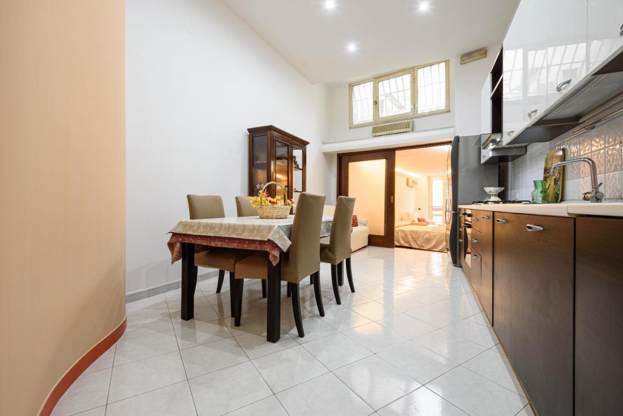 Apartamento Via Avvocata 25 Nápoles Exterior foto